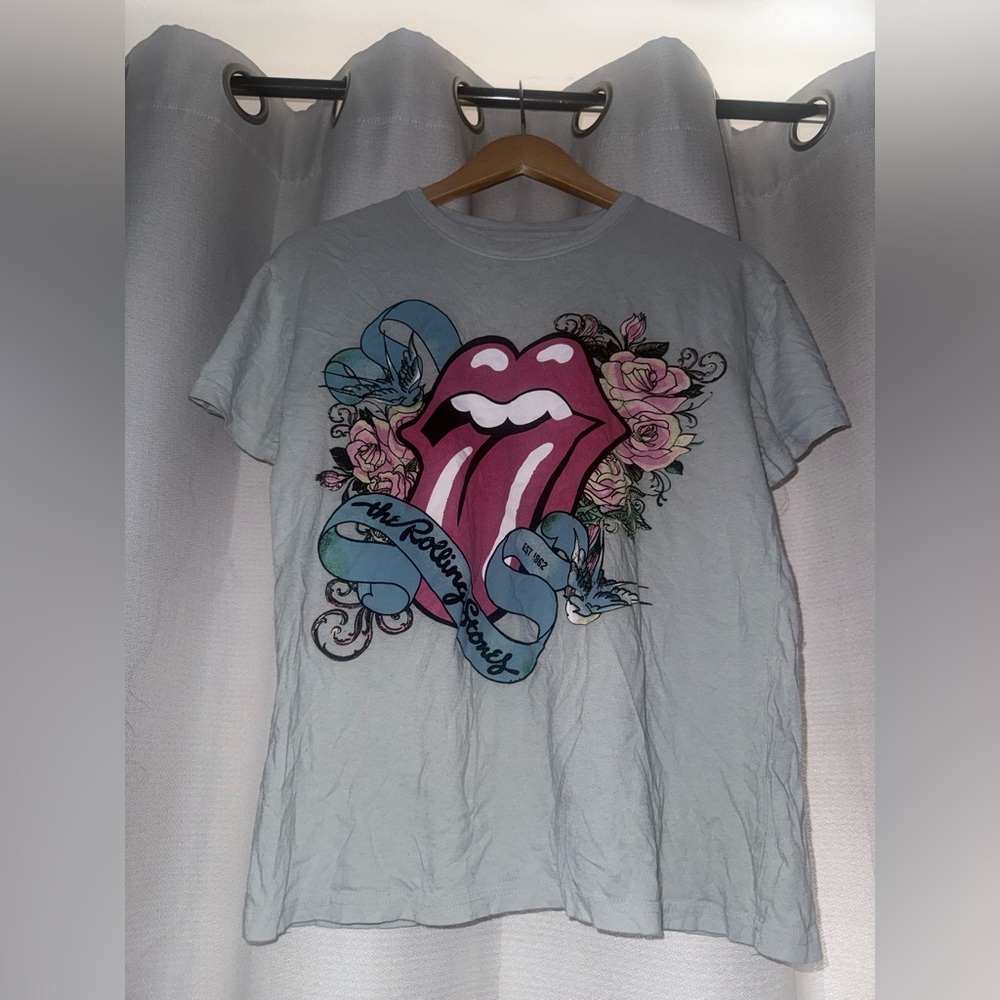 $15 Authentic Vintage Medium Women's Grey Rolling Stones T-Shirt